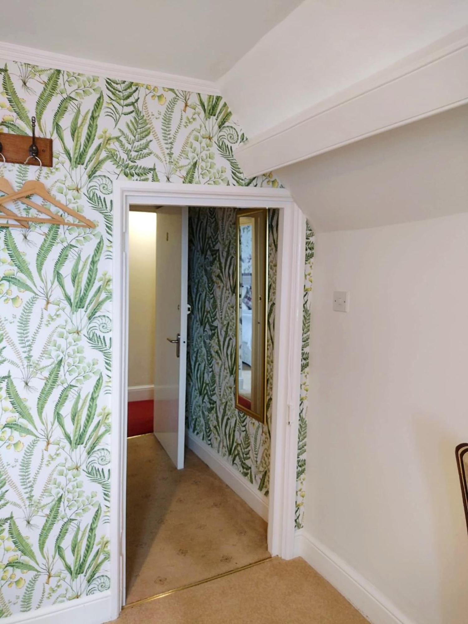 Chough'S Nest Hotel Линтон Экстерьер фото